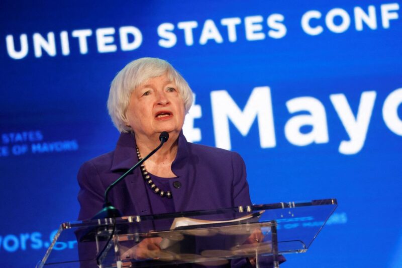 Yellen says Fed, Biden administration will take steps to control inflation