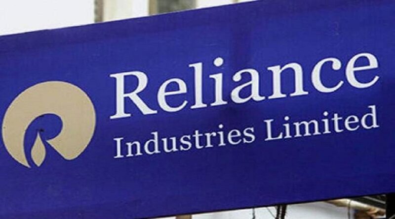 What should investors do with Reliance Industries post Q3 earnings: buy, sell or hold?