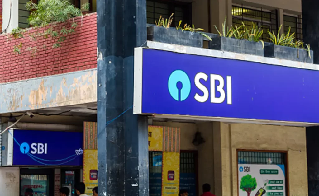 SBI to hike lending rates by 25 bps from tomorrow