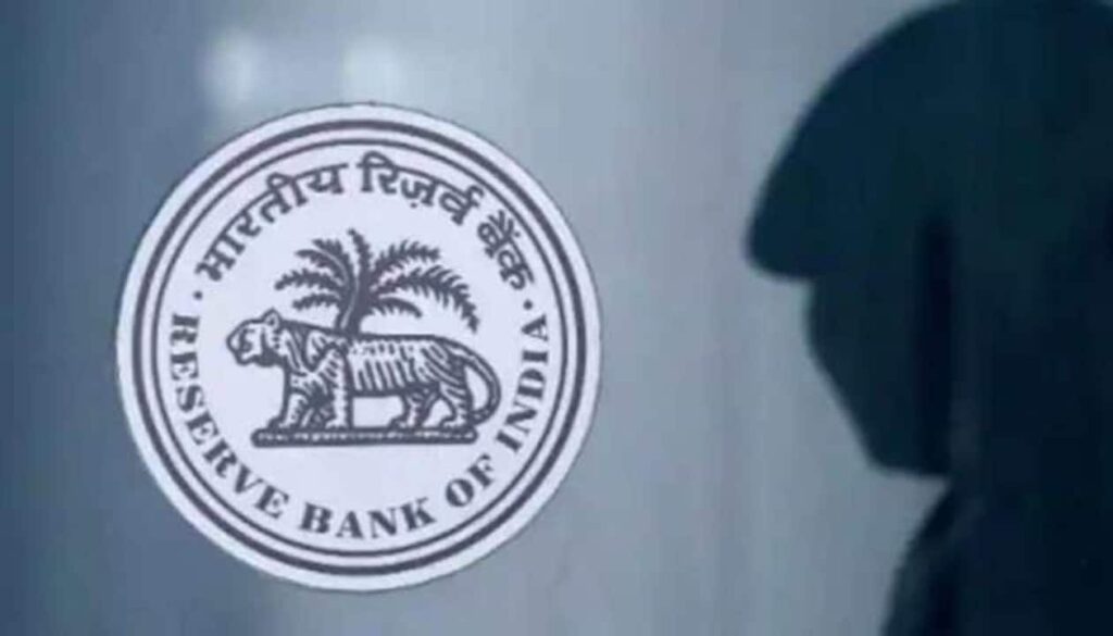 SBI, ICICI Bank, HDFC Bank continue
